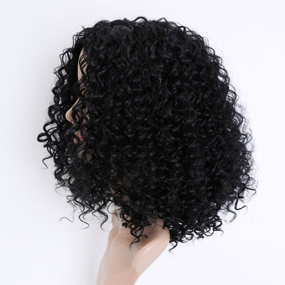 Warmtebestendige synthetische haarperuken met een dichtheid van 150% en een gemiddelde grootte
