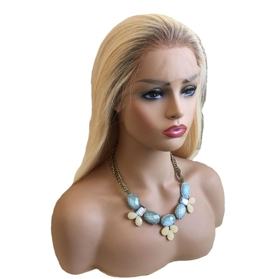 Zacht en glanzend 613 Blonde Ombre Highlight Mensenhaar Handgebonden pruik voor Europese vrouwen